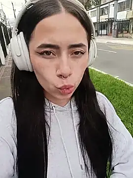 Ivyy_sweet_'s Live XXX Chat