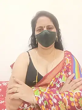 sadhana_telugu élő XXX-chatje
