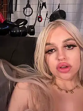 Steffi_Snowbunny Adlı Modelin Web Kamerası Şovu