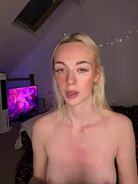 Lolabunnyblondie 웹캠 쇼