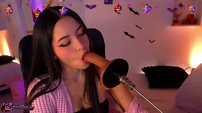 Melifluaa Chat XXX live