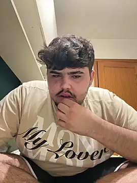 Yannick04 Live XXX-chat