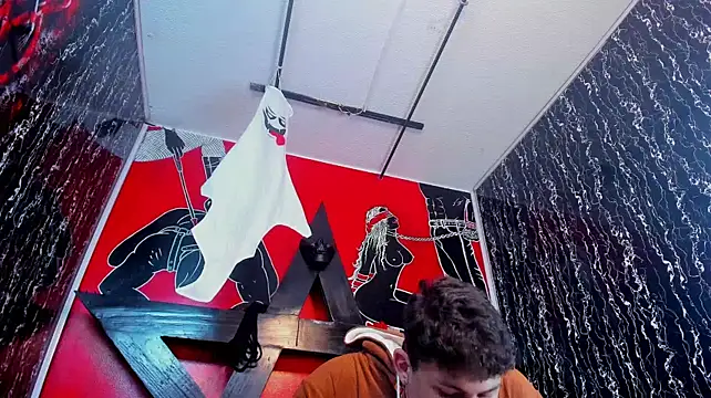 Axel_Romanov 即時 XXX 聊天