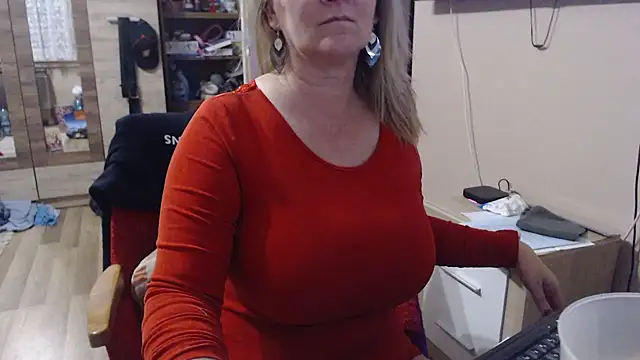 Elza01 Chat XXX in diretta