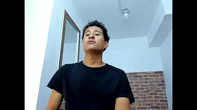 WIZARD-ALESSANDROn Live XXX chat