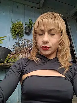 Chat +18 de Evehamp ao vivo