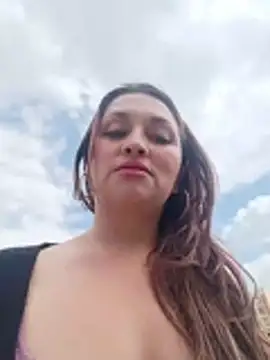 Chat +18 de Alejandra_N ao vivo