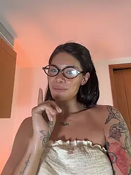 SiennaLuvs Chat XXX live