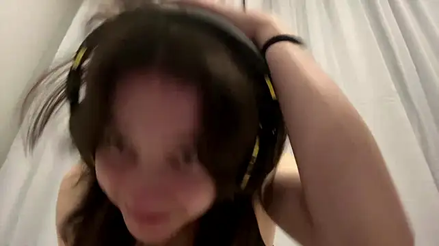 ArriSatty 现场XXX聊天