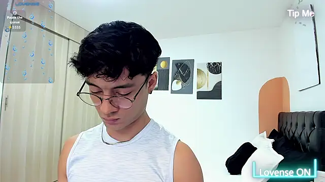 Sebastian-Dash Obrolan Langsung XXX