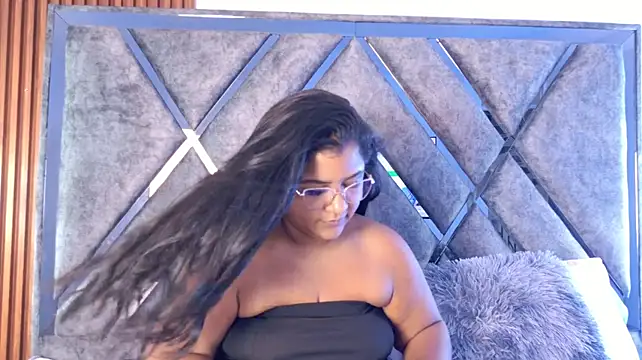 Slutty_Vickyn Live XXX chat