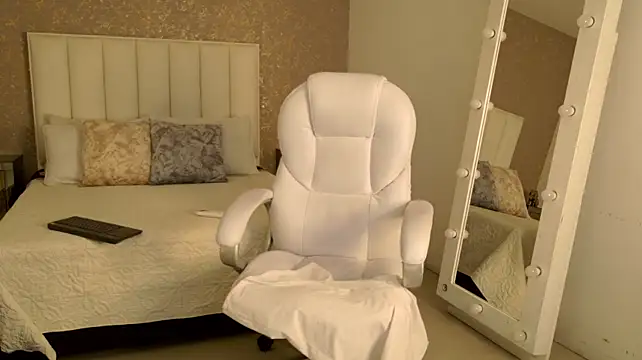JordanMiller_ Adlı Modelin Canlı XXX Sohbeti