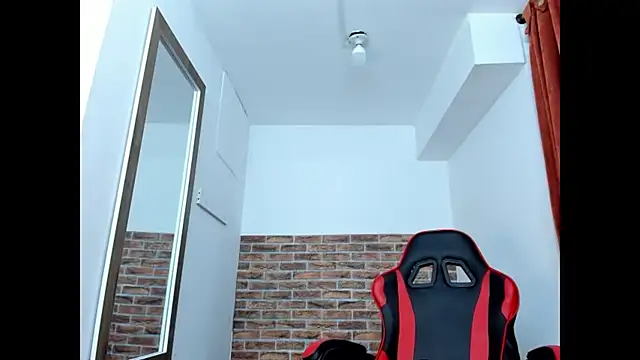 Chat XXX en directo de WIZARD-ALESSANDRO