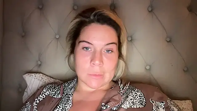 erincheshire's Live XXX Chat