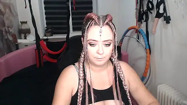Chat +18 de MISSgoddessMARIA ao vivo