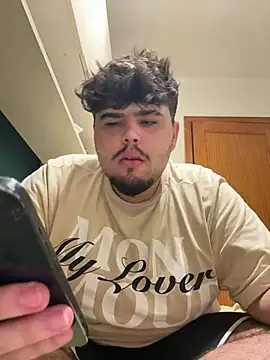 Chat +18 de Yannick04 ao vivo