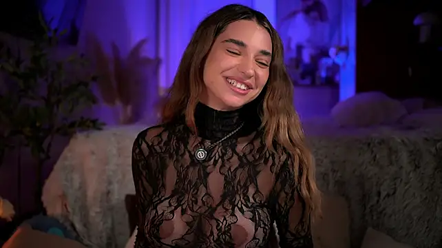 ItalianGirl Adlı Modelin Canlı XXX Sohbeti