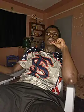 Show modela k1ng0fcums na web-kameri