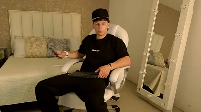 JordanMiller_ Chat XXX in diretta