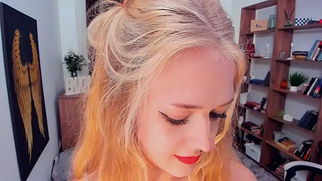 XXX chat uživo modela AleneHayek