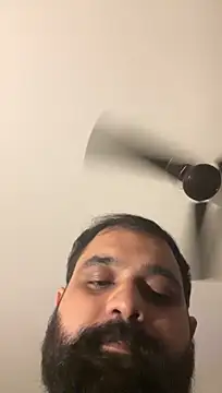 Chat +18 de ThatBeardDude ao vivo
