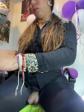 Chatroom XXX en direct de GoddessAlix