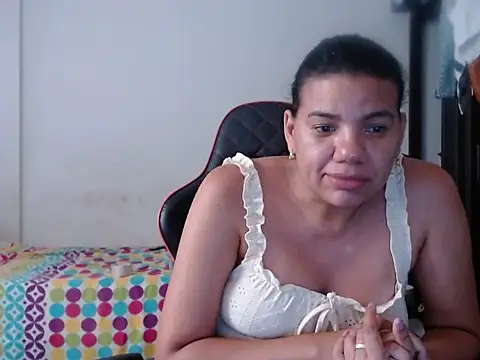 Adriana_0312 – Live XXX-chat