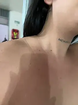 Sweet_vicky_hot: απευθείας συνομιλία ΧΧΧ