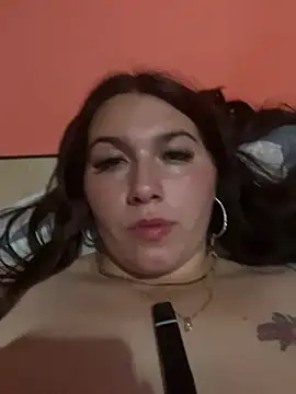 elymely Chat XXX live