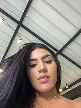 Chat +18 de VictoriaSecretXXX ao vivo