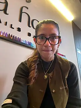 Chat +18 de ValeriEvan ao vivo