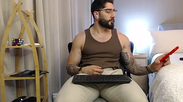 jonhklleyn Chat XXX live
