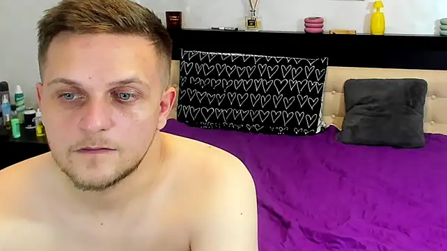 DirtyThree Live XXX Chat
