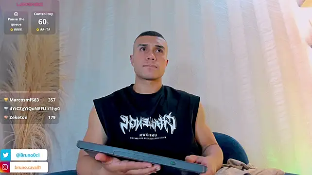Živý XXX chat bruno_cavalli