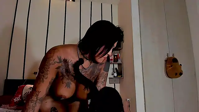 Chat XXX ao vivo de IsabellBigtitsxx
