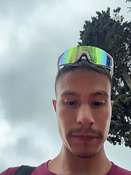 DOMINICKVEGAS77 Live XXX-Chat