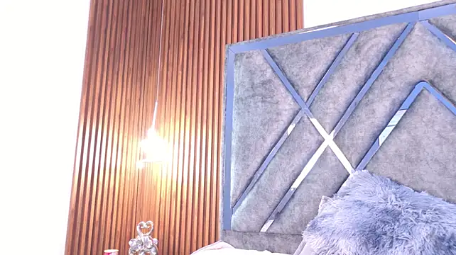 Slutty_Vicky 라이브 XXX 채팅