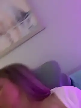 צ'אט XXX בשידור חי של Vivian_MayXxX