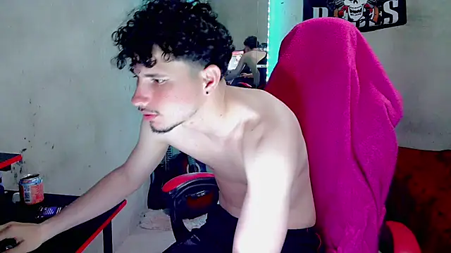 Atom_Hot – Naživo XXX chat