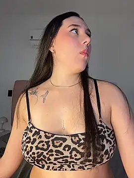 _ISABELLA_HOT_'s Live XXX Chat