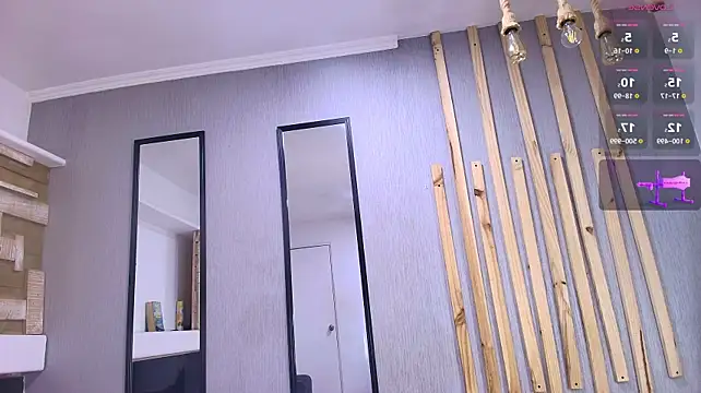Živý XXX chat NaughtyMorenna