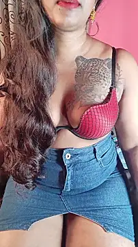 Sexy-Monikaa's Live XXX Chat