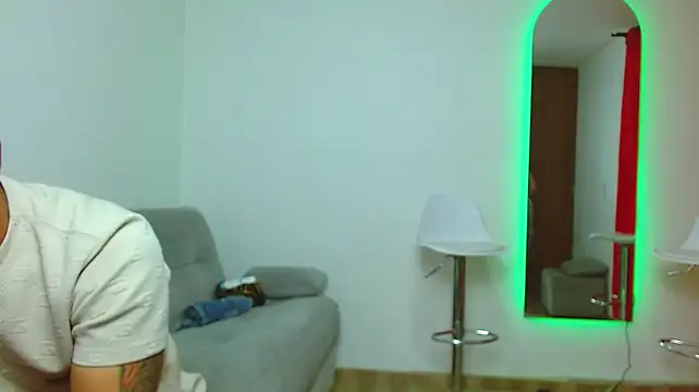 big--boss Live XXX-chat
