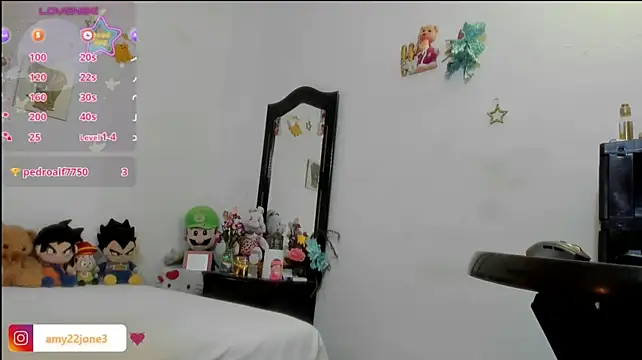 Amy_jones77 现场XXX聊天