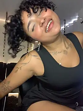 แชท XXX สดของ Maryalexxx