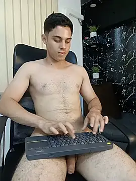 צ'אט XXX בשידור חי של Jeremy_01