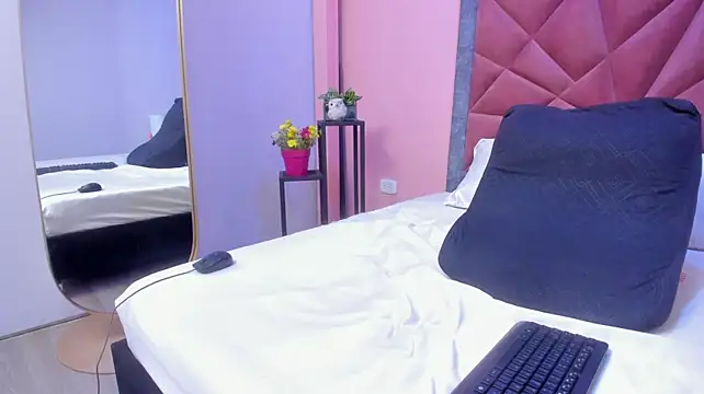 mia_milff Live XXX-Chat