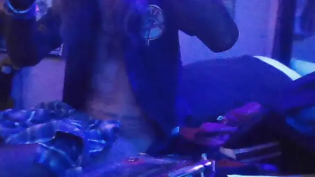 crassanova Live XXX-Chat
