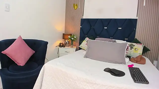 gabytyara2's Live XXX Chat