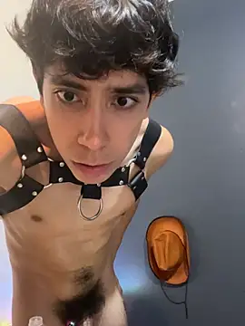 دردشة Neo_Twink الجنسية المباشرة